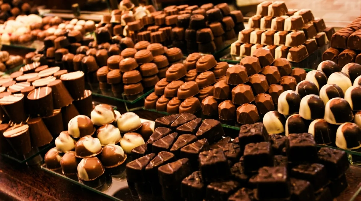 Chocolates artesanais em chocolateria de Penedo